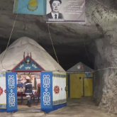 «Тереңдігі 650 метр»: Жезқазғанда кенші жер астына киіз үй тікті