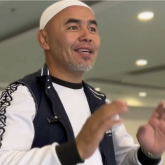 «Абайды қызылдар қамаған»: Тарихты бұрмалаған танымал діншіл ұстаз күлкіге қалды (ВИДЕО)