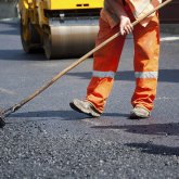 600 млн теңге бөлінген: Ақтөбеде жөнделіп жатқан жол аяқталмай жатып жарамсыз болып қалды