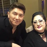 «Тап-тұйнақтай»: Сәкен Майғазиев халық әртісі Мақпал Жүнісованың сынына жауап берді