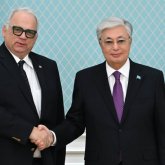 Тоқаев Халықаралық күрес федерациясының президентін қабылдады