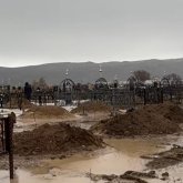 Талдықорған маңындағы зиратты су басты (ВИДЕО)