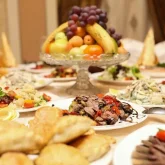 «Ысырапшылдық күнәға жетелейді»: Діни басқарма ауызашар жасағанда ескеру керек нәрсені айтты