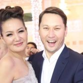 «Әйелдер еркексіз дені дұрыс адам болмайды»: Азамат Сатыбалдының жарының пікірі көптің ашуын туғызды (ВИДЕО)