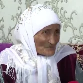 «Бие байлап, сиыр сауамын»: Ұлытауда 115 жастағы ең қарт тұрғын тұрады