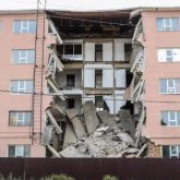 Атырауда студенттер жатақханасының бір бөлігі опырылып түсті