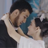 Балуан Ризабек Айтмұхан алғаш рет үйлену тойындағы суреттерін жариялады (ВИДЕО)