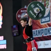 Қазақстандық 15 жастағы ауыр атлет қыз әлем чемпионы атанды