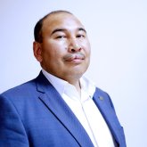 «Өзің малсың»: Олимпиада чемпионы Ермахан Ыбрайымовқа тікелей эфирде тіл тигізді (ВИДЕО)