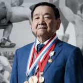 Бүгін қазақтан шыққан тұңғыш Олимпиада чемпионы Жақсылық Үшкемпіровтың туған күні (ВИДЕО)