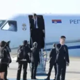 Сербия президенті мінген ұшақ Бакуге шұғыл қонды