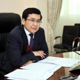 «Қой кезекте қой бақтым»: Асхат Аймағамбетов балалық шағы қалай өткенін есіне алды