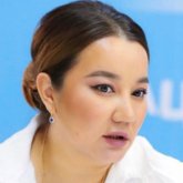 «Ескерткіш қойып, көше беріп жіберулерің ғана қалыпты»: Айгүл Орынбек өзін айыптағандарға жауап берді