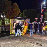 Жетісуда жедел жәрдем көлігі аударылып қалды