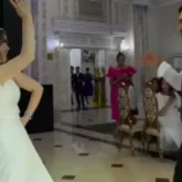 «Ұяттау екен»: Тойда беріле би билеген мұғалім сынның астында қалды (ВИДЕО)