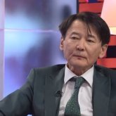 «Халық әртісін Қыдекеңе берсеңдерші»: Болманов өзін мақтаған ер адамға алғысын жаудырды (ВИДЕО)