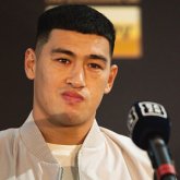 «Нағашыларына тартқан»: Дмитрий Бивол анасының Қазақстанда туылғанын айтты (ВИДЕО)