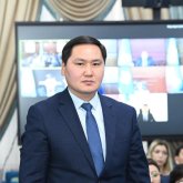 «Бюджетті түгелдей игеріп тастаған»: Бақтияр Артаев спорт басшыларына қатаң ескерту жасады