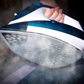 Қостанайда тәрбиеші баланы үтікпен күйдіргені үшін сотталды