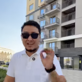 «Құттықтап қойсаңыздар болады»: Жахан Отарғалиев елден сүйінші сұрады (ВИДЕО)