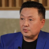 «Бір әттеген-айым бар»: Рахман Омар балаларының арасы онша емес екенін айтты (ВИДЕО)