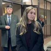 Астанада блогер Жанабыловтың әйеліне қатысты сот отырысы басталды