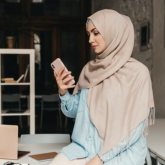 Дін мен феминизм: әйелдің рухани еркіндігі қайда басталады?