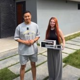 «Екі қабатты үйін тіккен»: Танымал блогер лотерея өткізгені үшін айыппұл арқалады