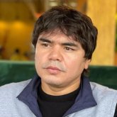 «Он жетінші баламын»: Әнші Кенжебек Жанәбілов отбасылық құпиясымен бөлісті (ВИДЕО)