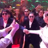 «Тукамен билетпей қойды»: Мейрамбек Беспаев тойда әйелін қызғанып қалды (ВИДЕО)