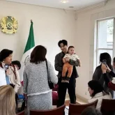 Димаш Құдайберген Мехикода бүлдіршіннің тұсауын кесті (ВИДЕО)