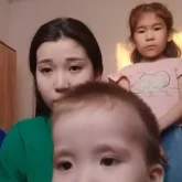 «Бес баланың анасын себепсіз психбольницаға жапқан»: Балаларын жетімдер үйіне жіберген