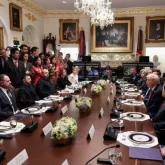 Зеленский Дональд Трамппен Ақ үйде кездесті