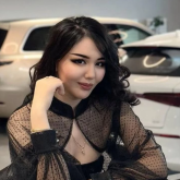 «Марқұмдардың жалғанған кірпігін аламын»: Атырау тұрғыны арулап жерлеуге көметесетінін айтты