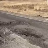 Шет ауданында жаңа жөнделген жол опырып қалды: тұрғындар әкімдікке наразы