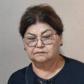 Туыстар дауы: Бишімбаевтың анасы сотта ақша үшін жылап қалды (ВИДЕО)