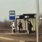 Ақтөбеде әйелімен ренжісіп қалған ер адам аялдаманы сындырып тастады