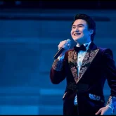 «Барлығын бүлдірді»: Төреғали Төреәлі сахнада күтпеген жағдайға тап болды (ВИДЕО)