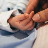 «Босандыру үшін 20 мың теңге сұраған»: Жамбыл облысында нәресте шетінеп кетті