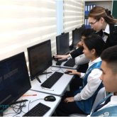 Алматы қаласының мектептерінде «Qarzhy Saqshysy» қаржылық қауіпсіздік бойынша білім беру жобасы өтіп жатыр