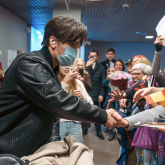 Димаш Құдайбергенге латвиялықтар ерекше сыйлық жасады (ФОТО)