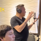 «Ауырып жүр ме?»: Қайрат Түнтековтің жаңа видеосы жұртты алаңдатты (ВИДЕО)