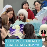 «Салтанатұлы»: Танымал блогер ұлын өзінің тегіне жаздырып алған (ВИДЕО)