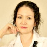 «Тойға тыйым салмай, даму жоқ»: Сәуле Әбілдаханқызы несиеге той жасайтындарды сынады