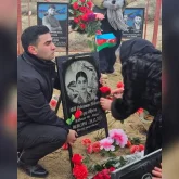 AZAL ұшағы апаты: Қаза тапқандардың жақындары Ақтауға аза тұтуға келді