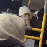 «Өз анасы жоқ па?»: Алматыда жүргізуші қарт әжейді автобустан түсіріп жіберген (ВИДЕО)