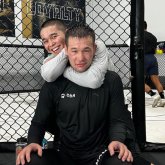 UFC Шавкат Рахмонов пен Асу Алмабаевты тексерді