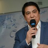 «Намаз оқысаң өзің үшін»: Танымал актер діннің беделін түсіріп жүргендерді сөз етті (ВИДЕО)