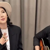 «Өнерге оралды»: Танымал әнші Айдана Меденова да хиджабын шешті (ВИДЕО)