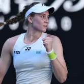 Елена Рыбакина әлемнің 2-ракеткасын жеңіп, жартылай финалға шықты